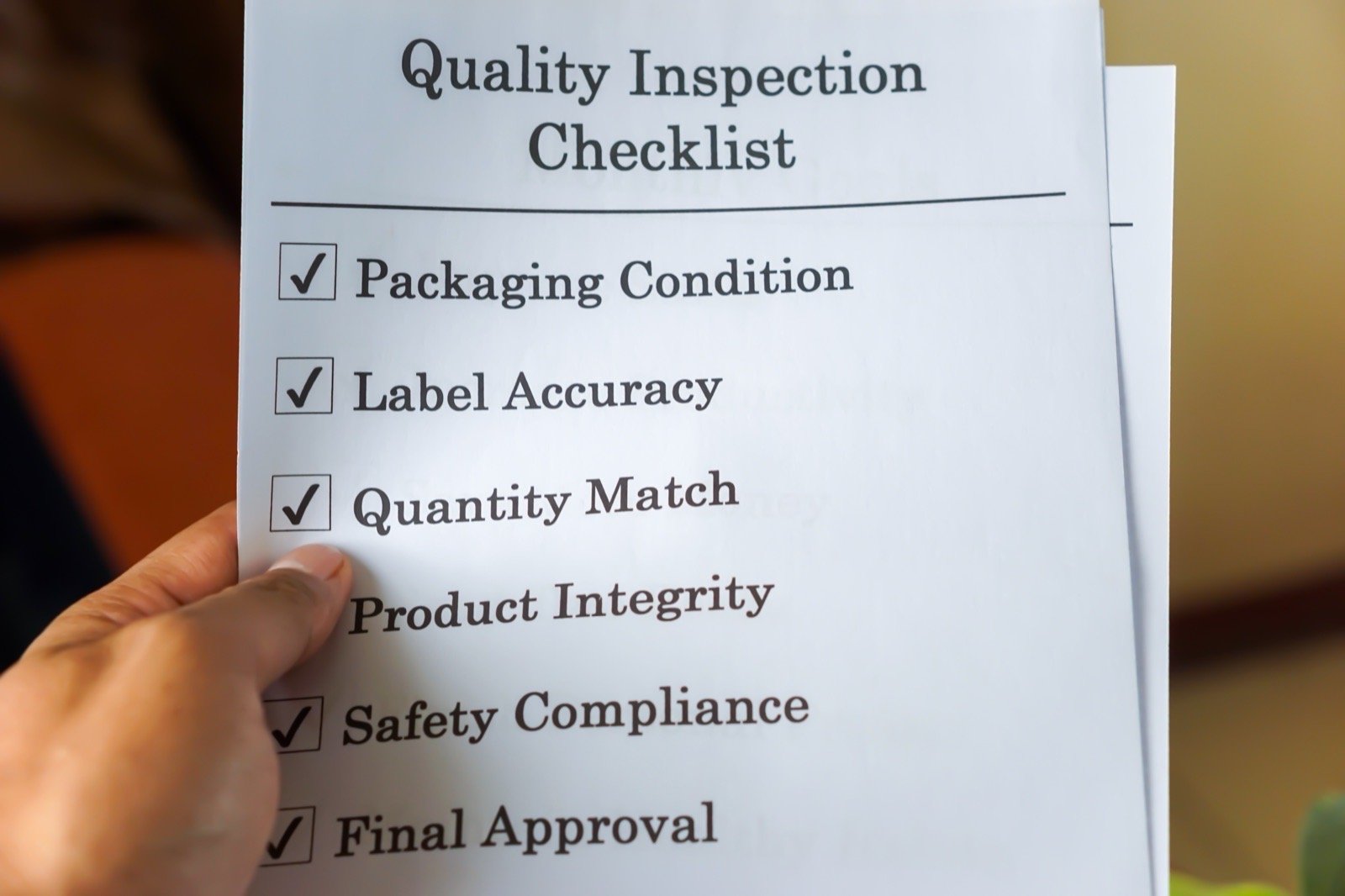 Ingredient quality inspection checklist covering packaging condition, label accuracy and final approval